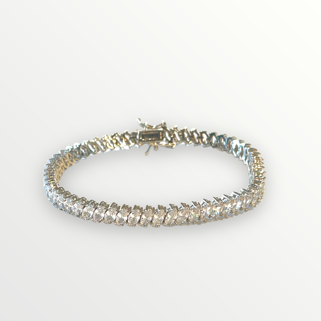 Marquis tennis bracelet