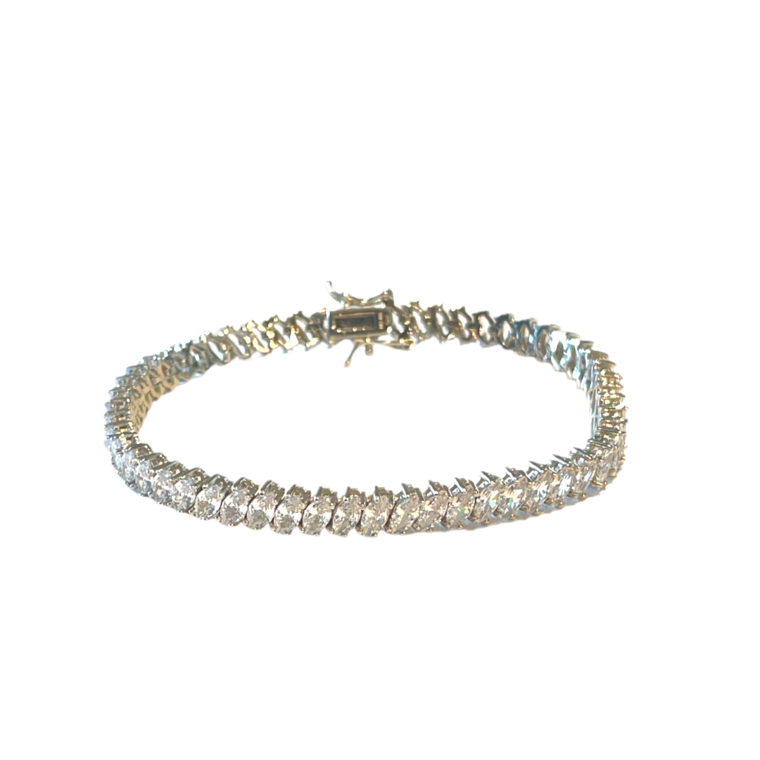 Marquis tennis bracelet