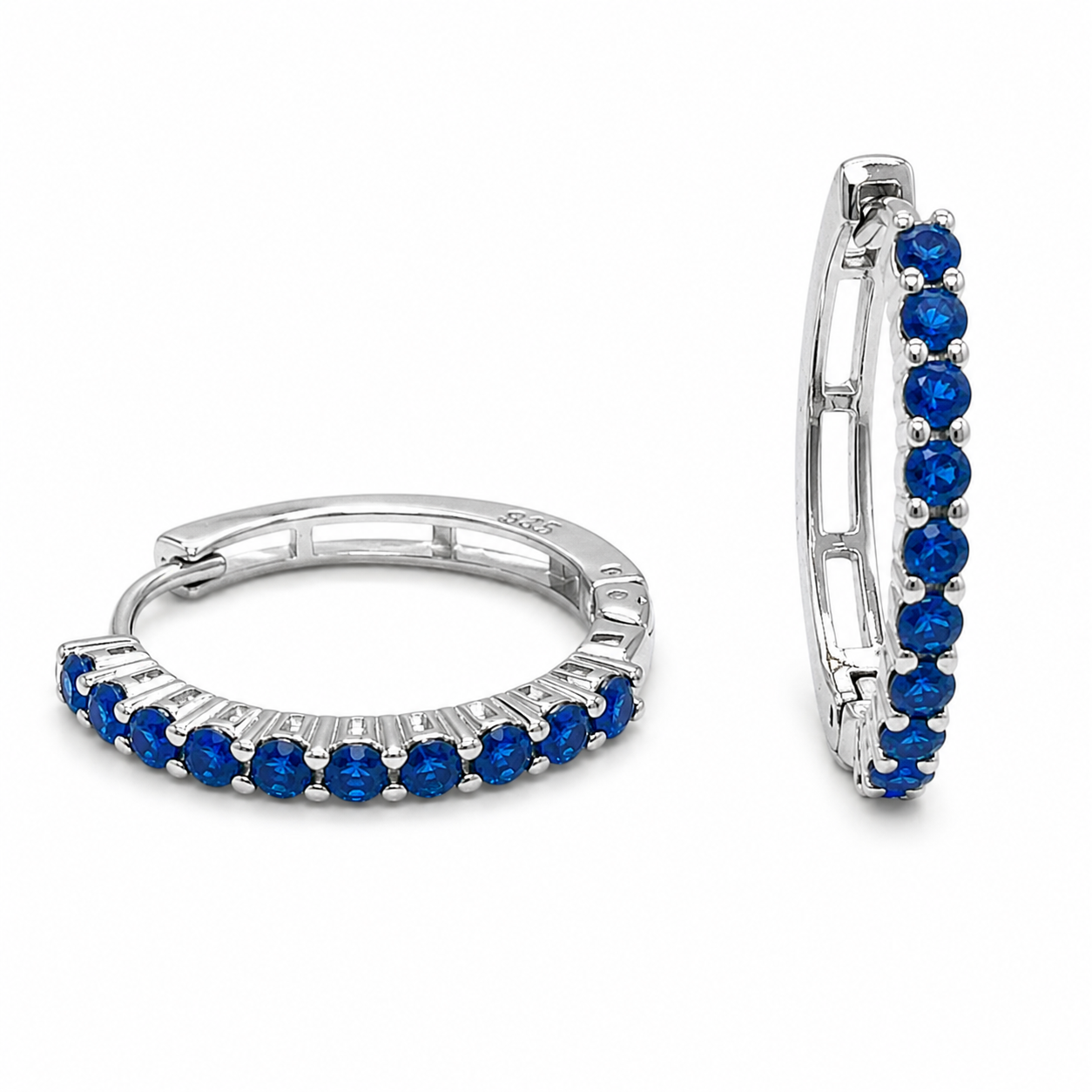 2 cm Classic cz huggie