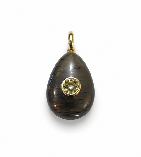 Quartz drop Charm