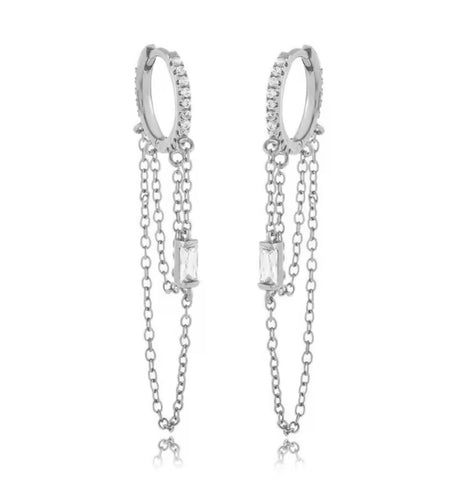 Double chain Huggies