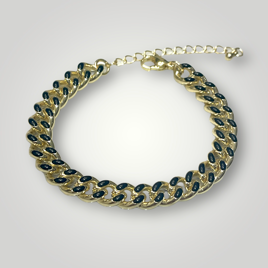 Chain with enamel color