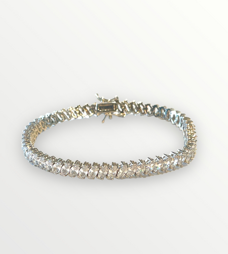 Marquis tennis bracelet